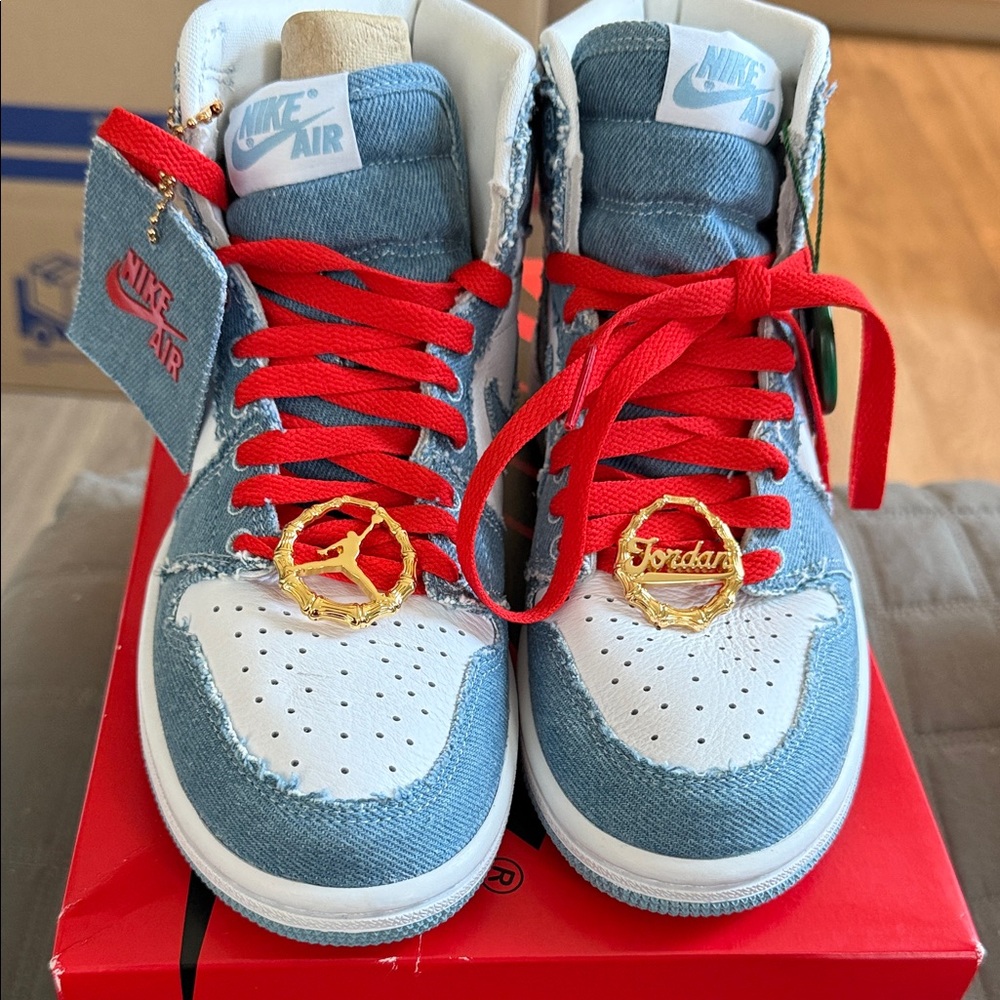 Womens air jordan 1 retro hi og denim and gold 5.5